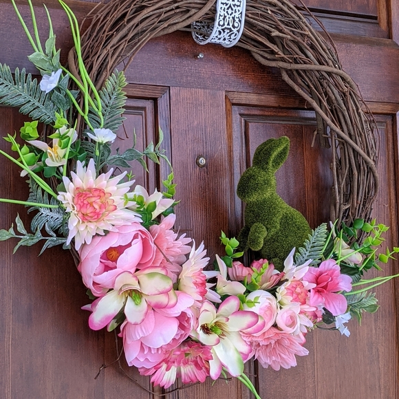 Spring Easter Wreath - Picture 3 of 3